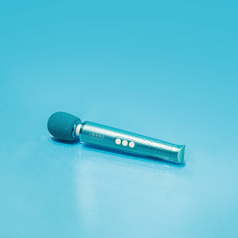 Le Wand Dive Submersible Wand