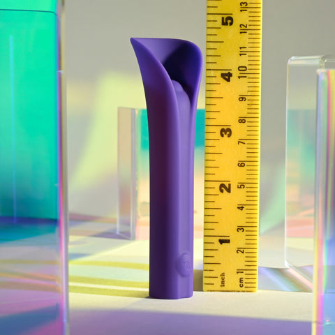 Evolved Full Coverage Silicone Clitoral Vibrator