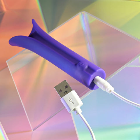 Evolved Full Coverage Silicone Clitoral Vibrator