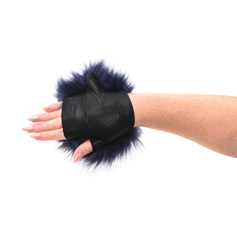 Sportsheets Cougar Spiked Sensory Glove