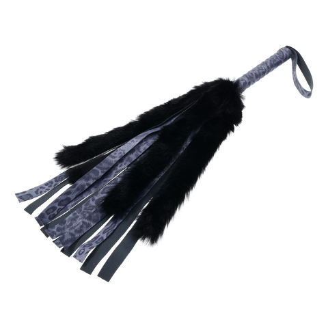 Sportsheets Cougar Faux Fur Flogger