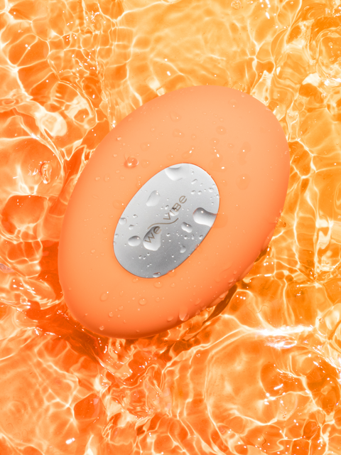 We Vibe Temp Heating and Cooling Clitoral Layon Vibrator Tangerine