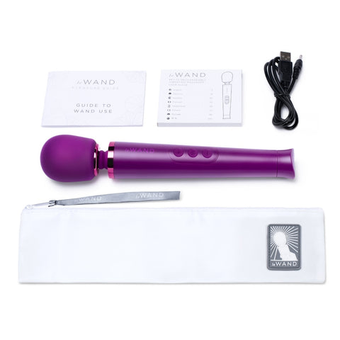 Le Wand Petite Rechargable Massager Dark Cherry