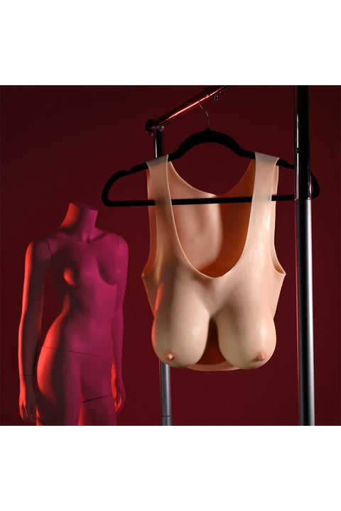 Gender X Undergarments Plate D Cup Light