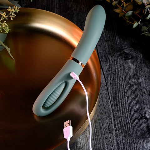 Evolved Chick Flick Dual Ended Flickering Tongue G-Spot Vibrator