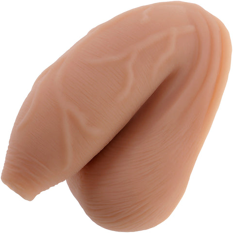 Gender X Uncircumsized Packer Medium
