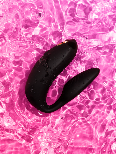 We Vibe Chorus Pro Satin Black