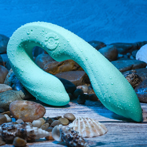 Strapless Seashell Wearable Dual Vibe with Remote