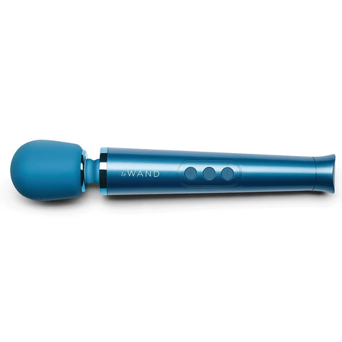 Le Wand Petite Rechargable Massager Blue