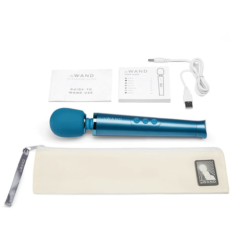 Le Wand Petite Rechargable Massager Blue