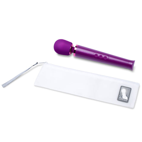 Le Wand Petite Rechargable Massager Dark Cherry